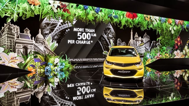 Opel Paris Motor Show - Social Media