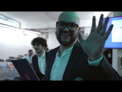 Amazon University Esports - Community Management