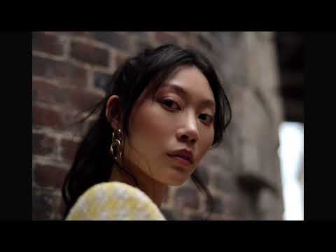 The French Fragrance Revolution - Publicité